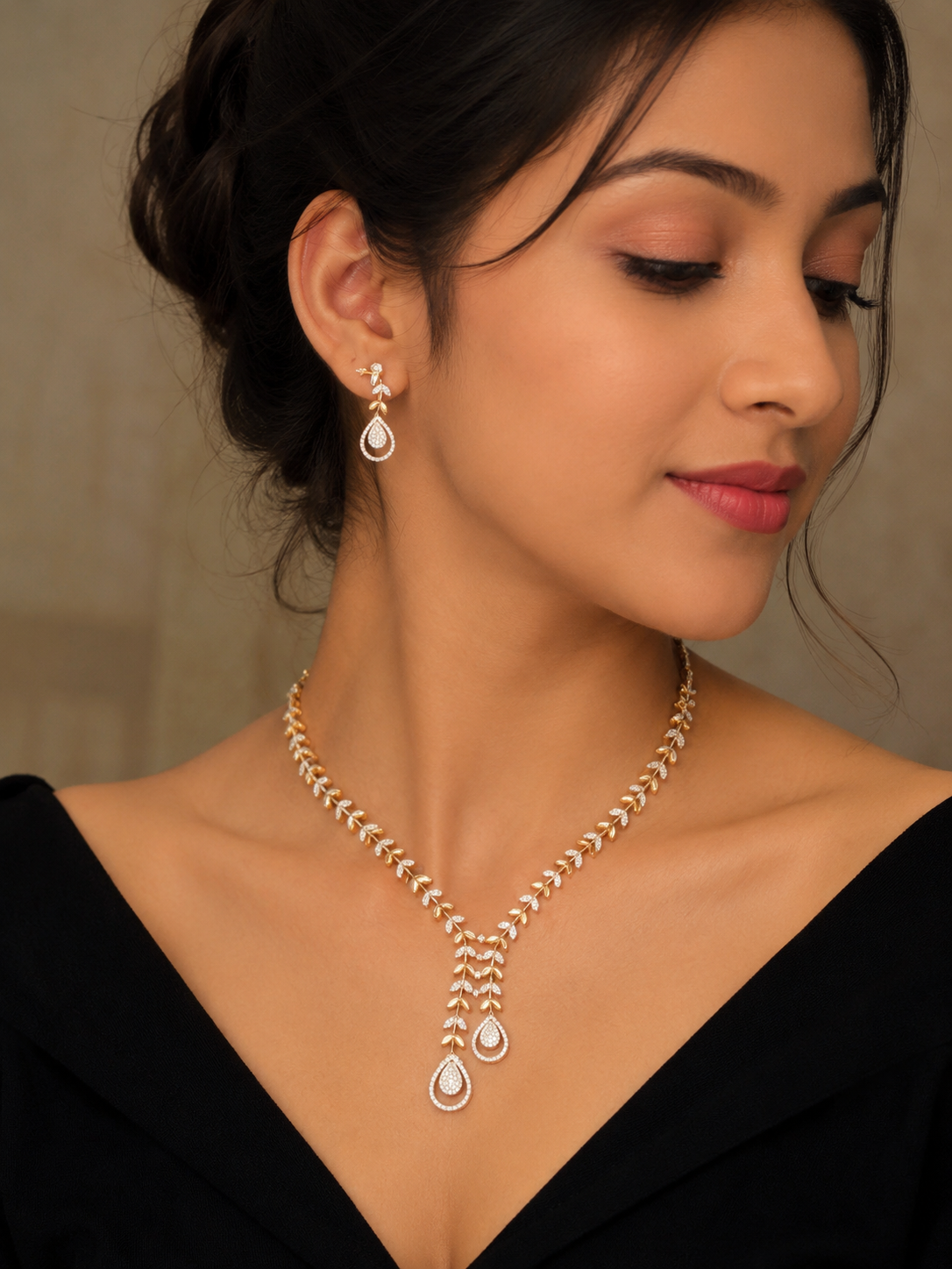 Dia Necklace